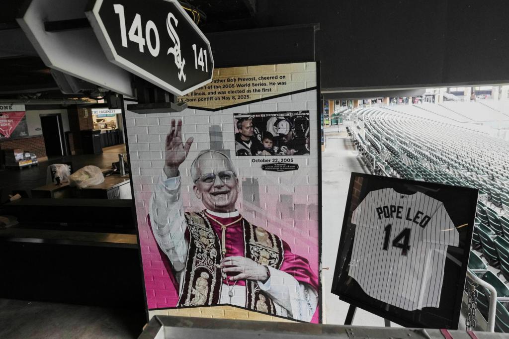 In White Sox stadium broadcast, Pope Leo XIV sends message of hope to Chicago and the US