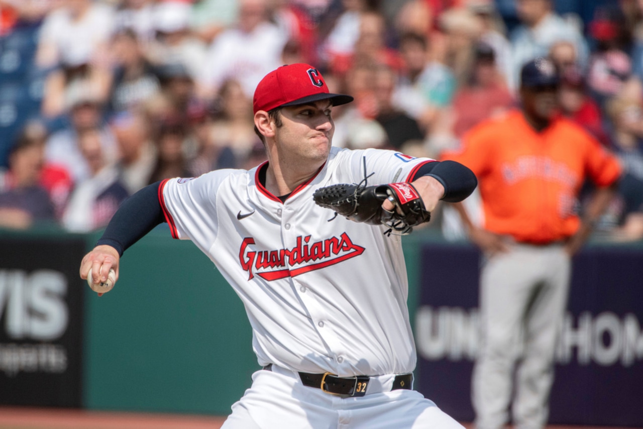 Ghost of Myles Straw continues to haunt Guardians in 5-3 loss to Astros in 10 innings