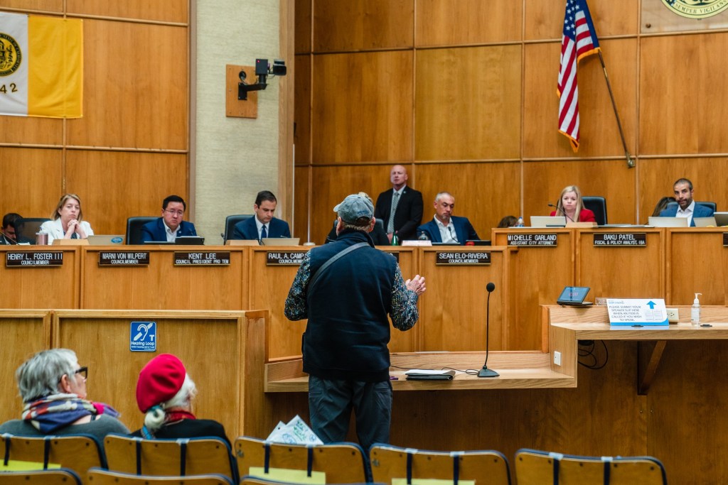 San Diego OKs sweeping parking price hikes, from paid Sunday parking to $10-an-hour meters during Padres games – San Diego Union-Tribune