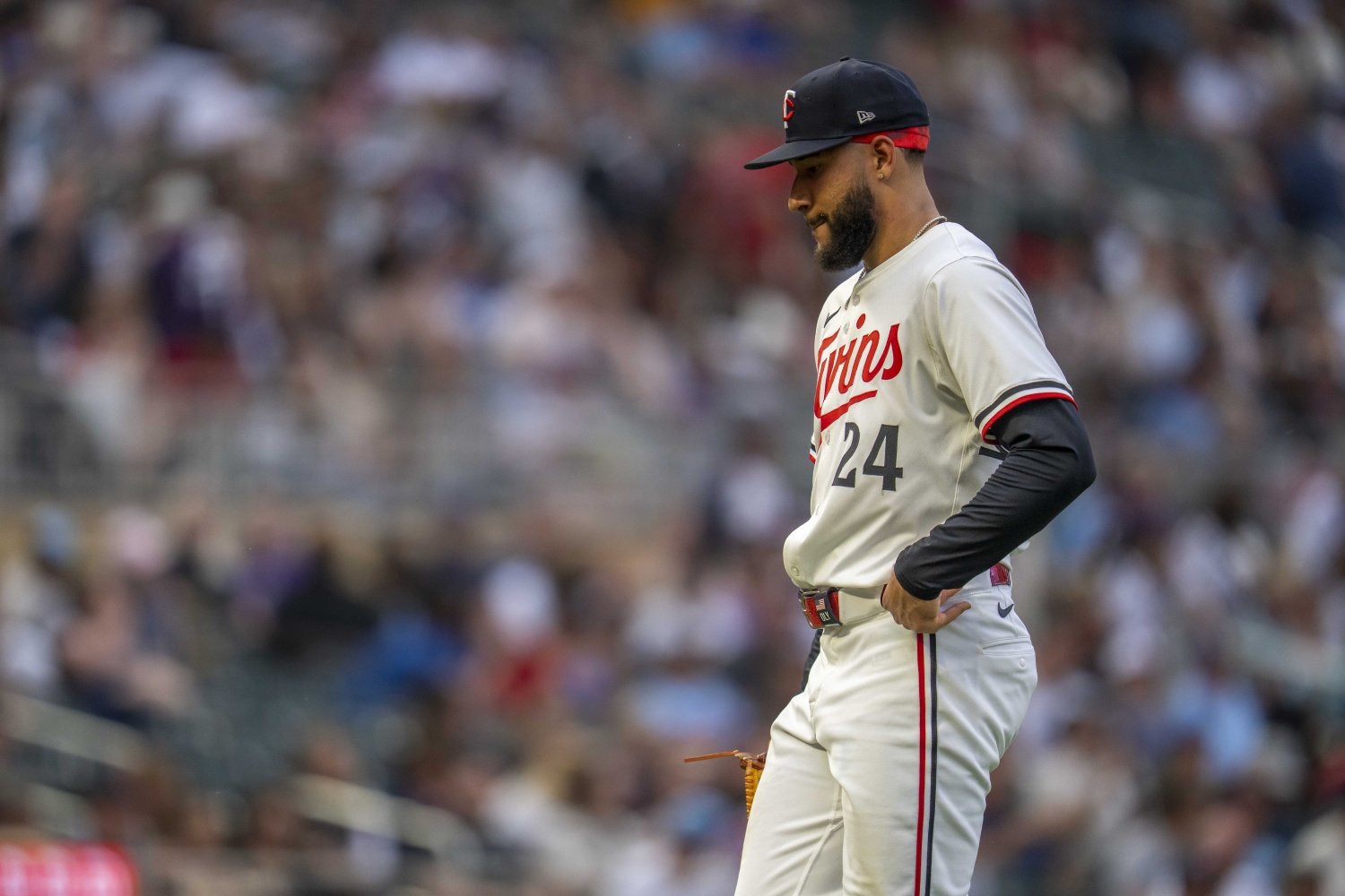 Rangers 16, Twins 4: Twins Embarassed at Home Against Weak-Hitting Rangers - Twins