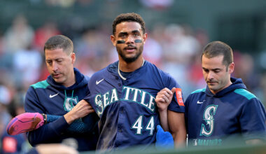 Seattle Mariners Julio Rodriguez exits game hit by line drive Angels 2025...