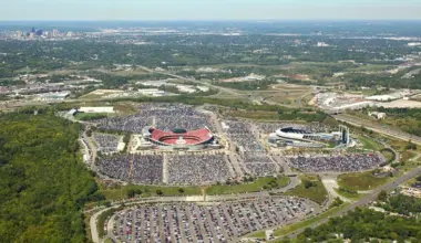 All eyes on the Royals while they ponder stadium sites