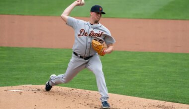 Dodgers Sign Former Tigers Pitcher to Bolster Depth