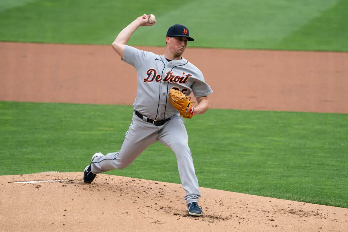 Dodgers Sign Former Tigers Pitcher to Bolster Depth
