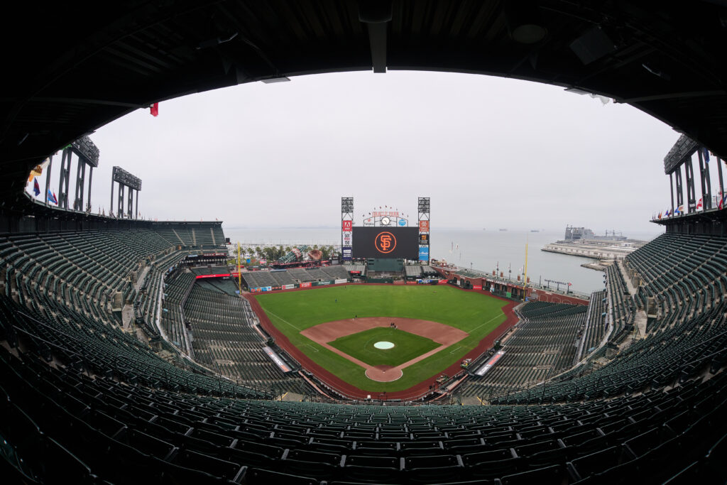 Giants Outright Osleivis Basabe - MLB Trade Rumors