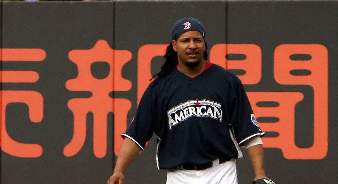 Manny Ramirez reveals transformative mentorship that ignited David Ortiz's rise to legendary Red Sox slugger