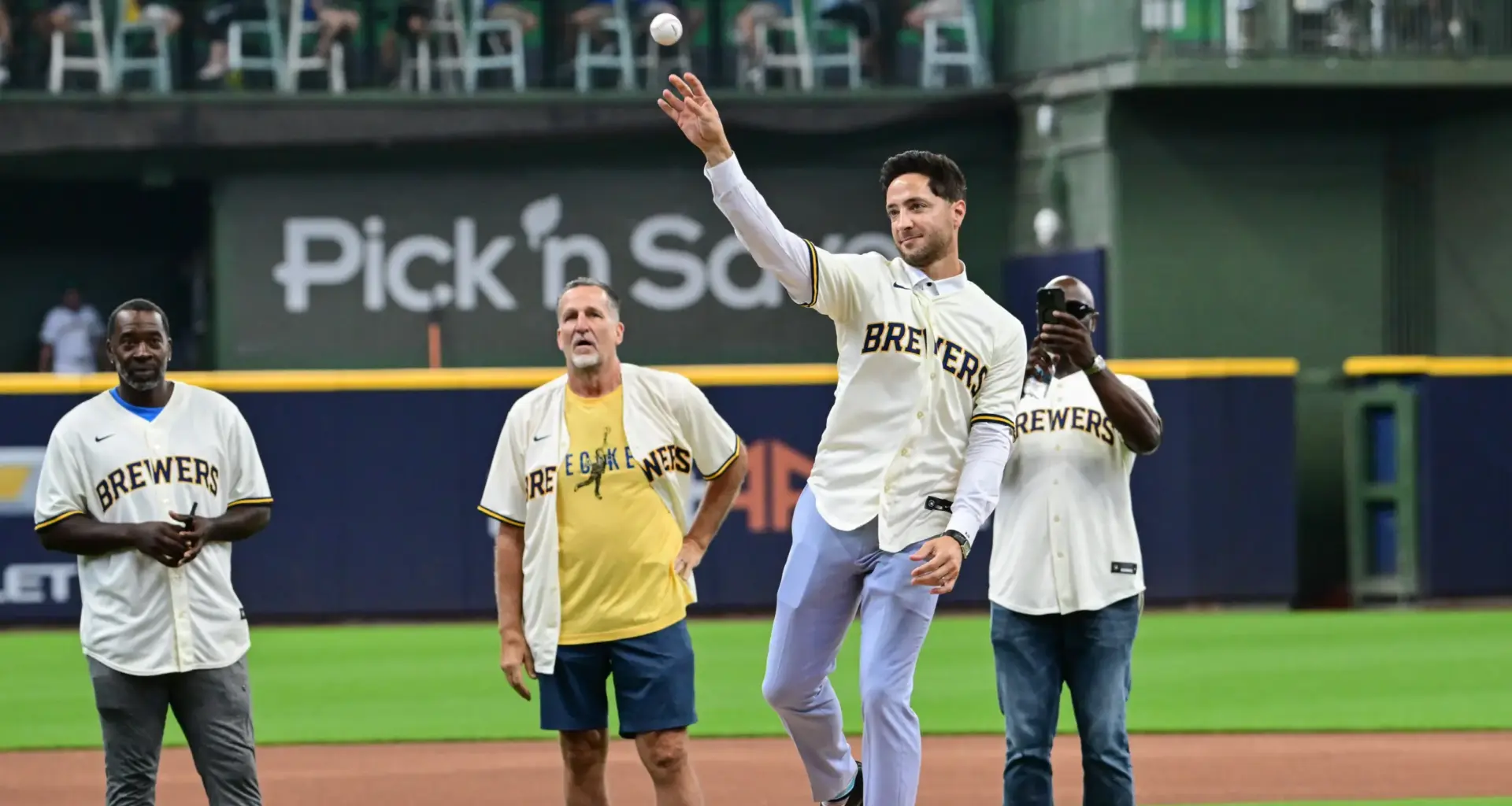 Ryan Braun praises Brewers' innovative front office as they defy odds and dominate National League