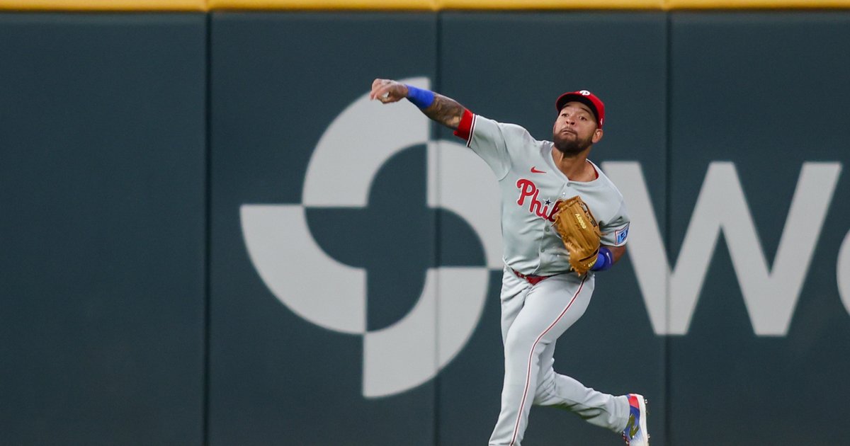 Phillies thoughts: Edmundo Sosa can play left, Johan Rojas has to call that, and the Daycare is a mess