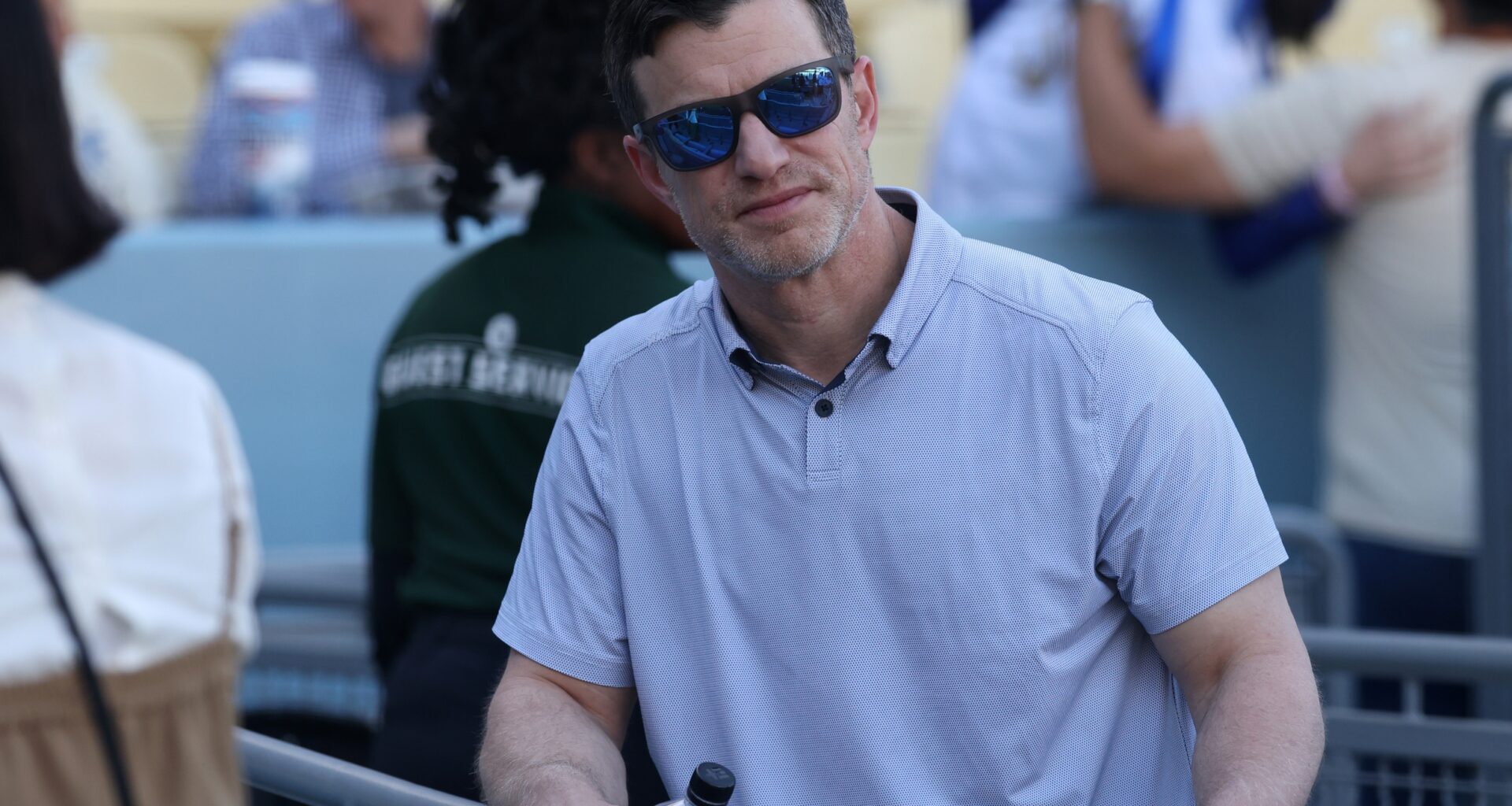 Los Angeles Dodgers Embrace Bold Patience Amid MLB Injuries