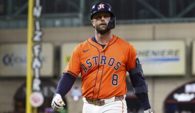 Astros come off loss in a dominating way; Win 10-2 the White Sox