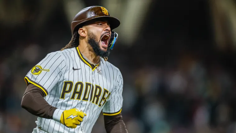 MLB insider expects Padres will make left field decision at MLB trade deadline image