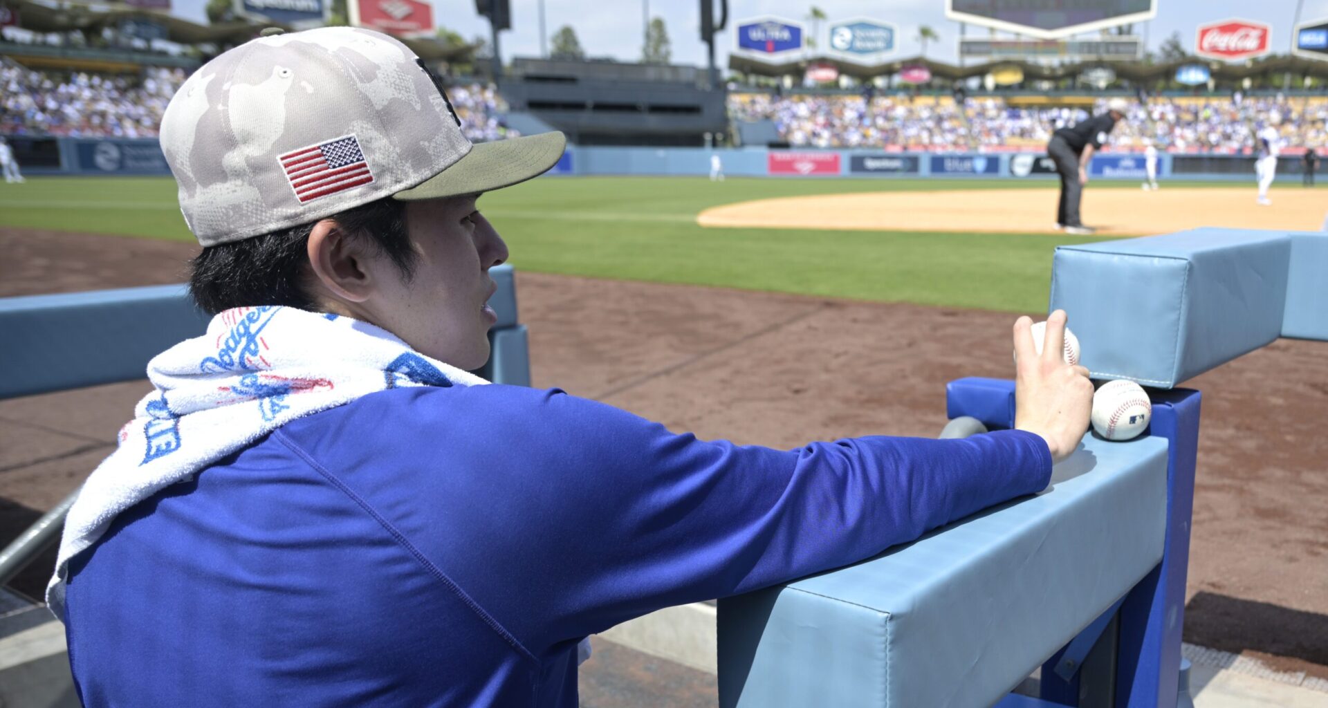 Roki Sasaki Chooses Dodgers Over Blue Jays in Surprising Move
