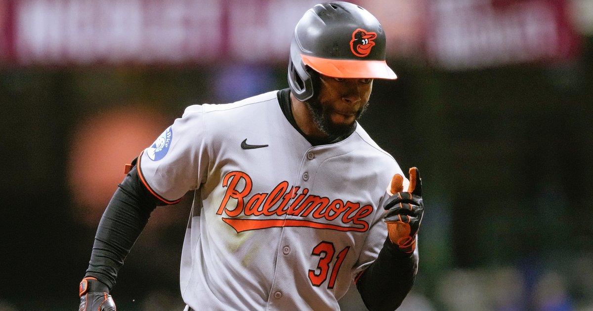 MLB trade rumors: Who can the Phillies realistically add to bolster the outfield?