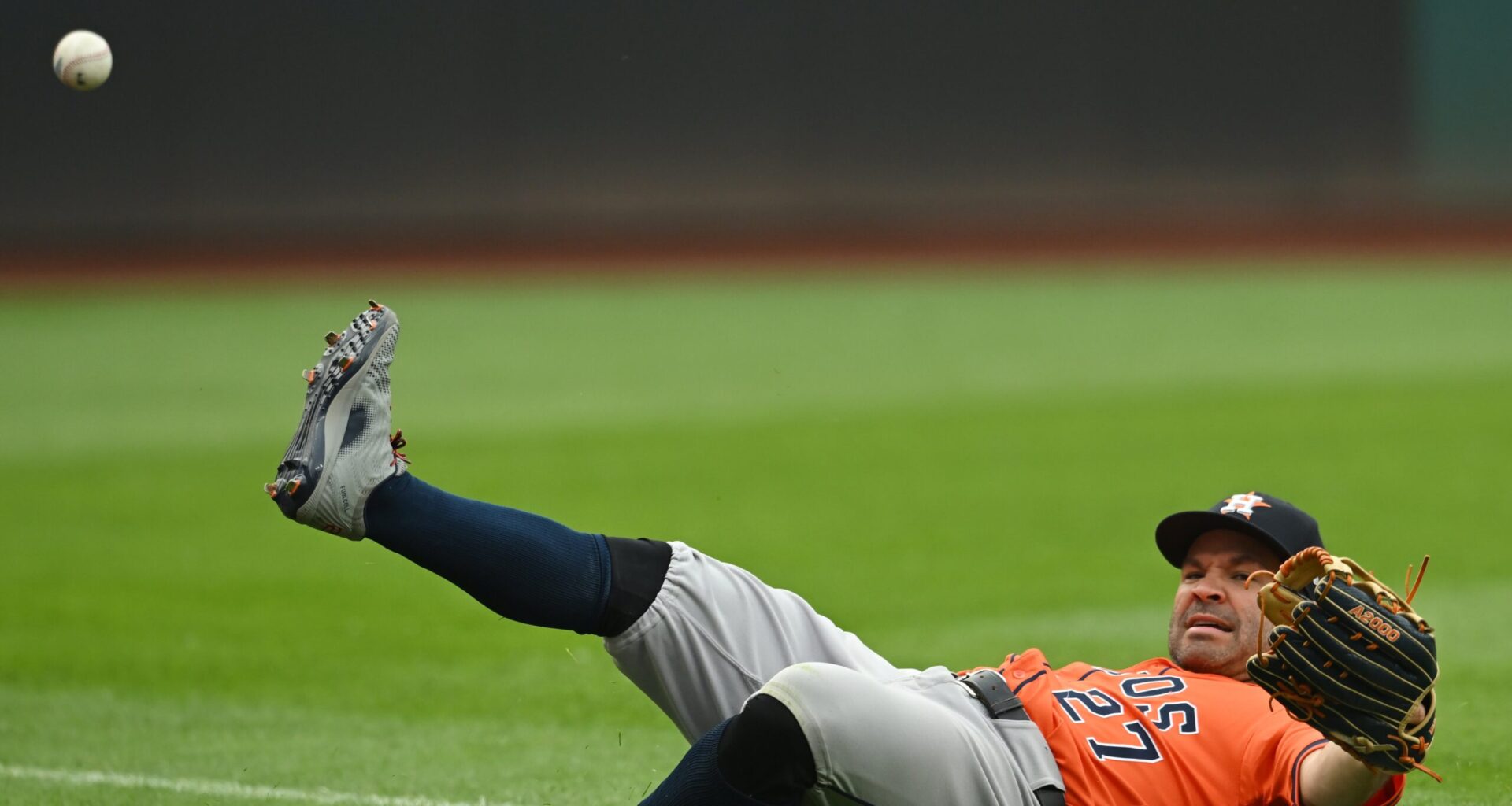 Jose Altuve Elevates Astros in Iconic MLB Legacy Journey