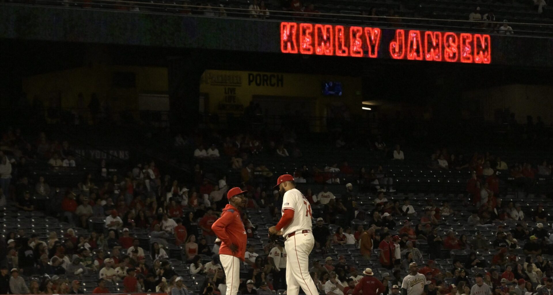 Ron Washington Inspires Angels' Playoff Push Against Odds