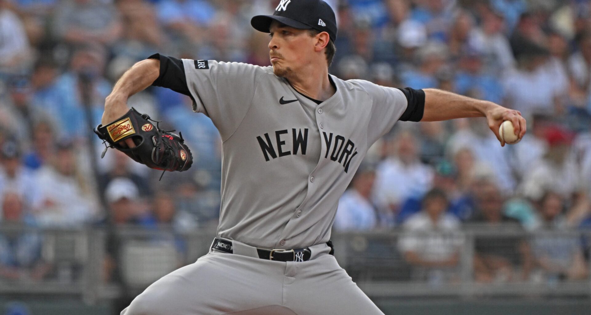 Yankees' Trade Deadline Plans Include Starting Pitching