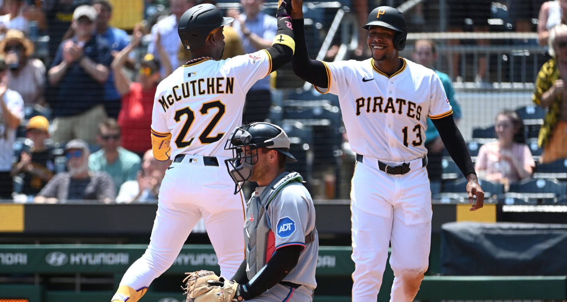 Andrew McCutchen Surpasses Clemente in Pittsburgh MLB Legacy