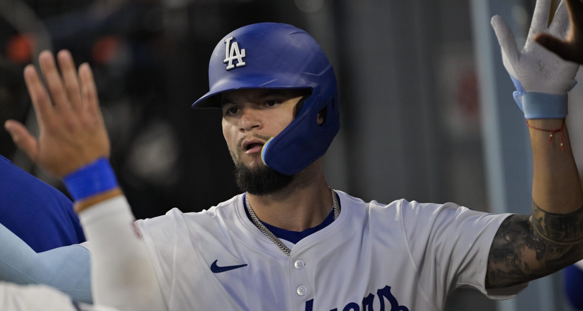 Andy Pages Inspires Dodgers with Fearless Stand Against Cease