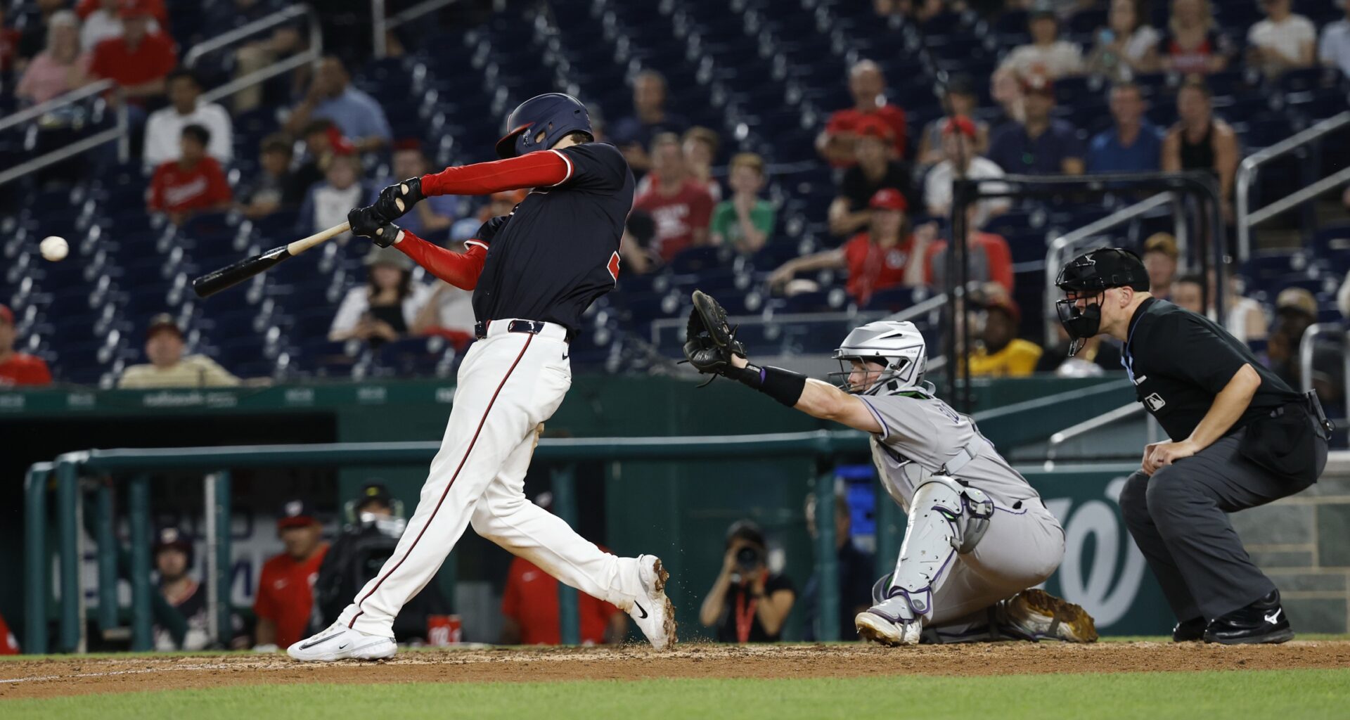 Brady House Celebrates First MLB Hit in Emotional Family Moment