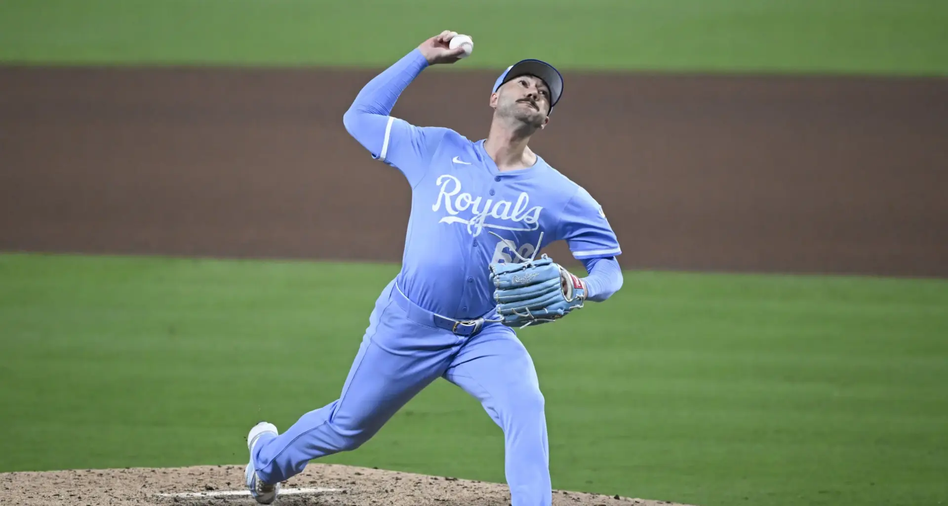 Lucas Erceg and wife Emma share heartwarming maternity photoshoot as Kansas City Royals rally around couple