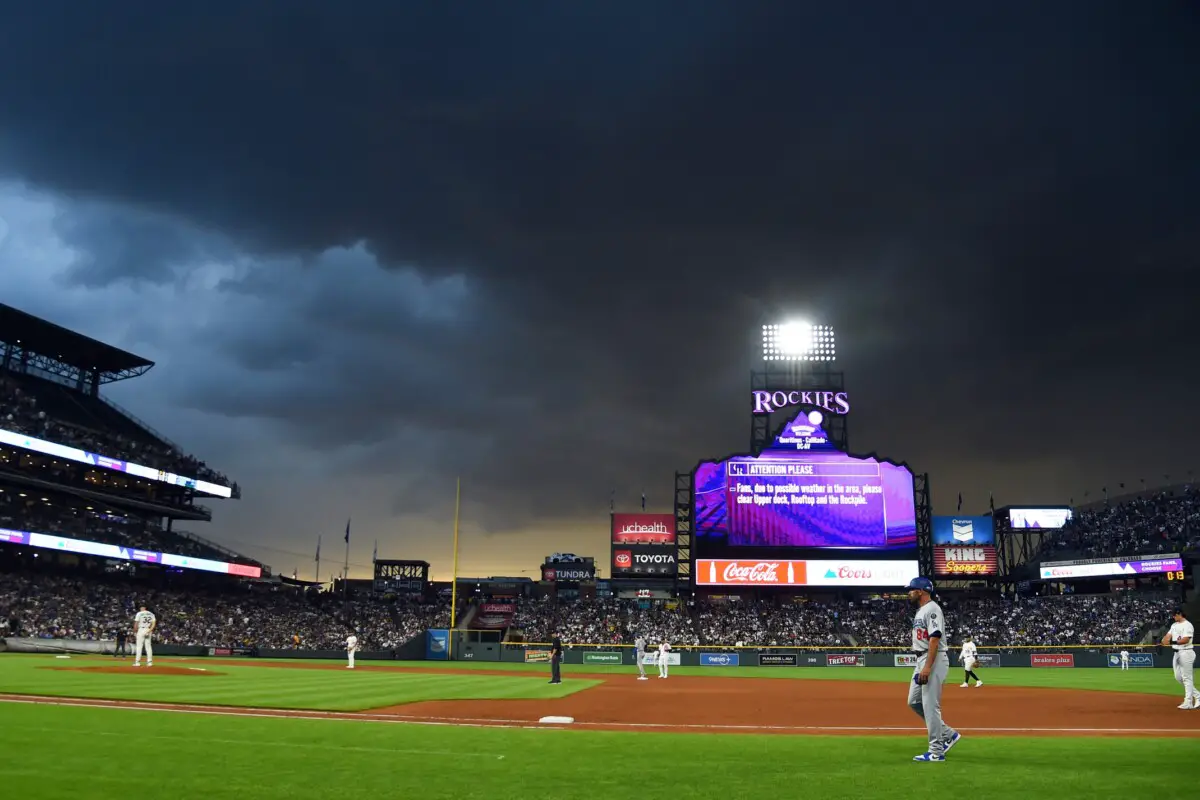 Dodgers, Rockies Announce When Wednesday's Game Will Resume Following Rain Delay