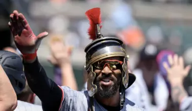 Byron Buxton shatters MLB records with unprecedented 100 steals at 90% success rate for Minnesota Twins