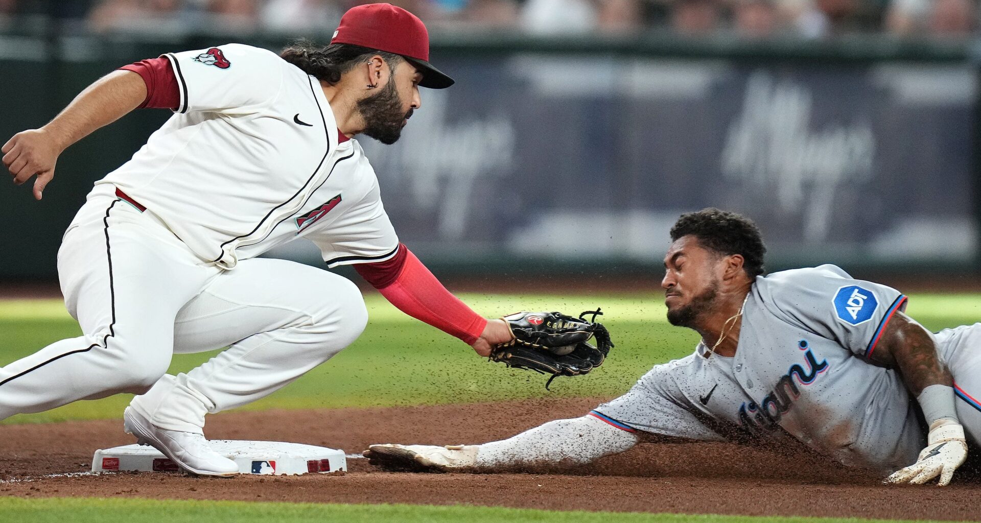 Marlins capture sixth straight following furious four-run comeback - Marlins