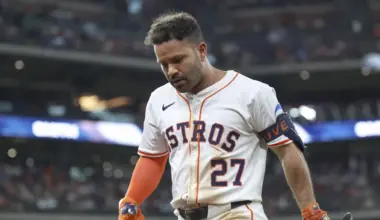 Jose Altuve ignites Houston Astros' offense in spectacular season showcase against rivals