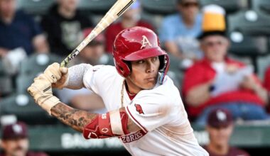 Arkansas hoping to make history in Omaha