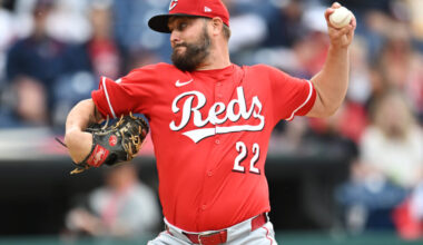 Reds Place Wade Miley On IL With Flexor Strain