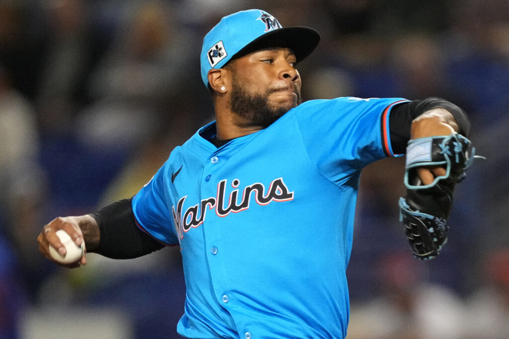 Marlins Designate Xzavion Curry For Assignment, Select Rob Brantly