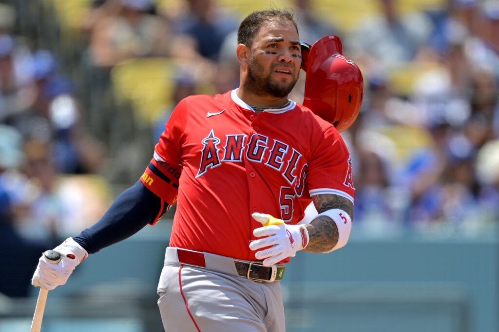 Angels Place Yoán Moncada, Robert Stephenson On Injured List