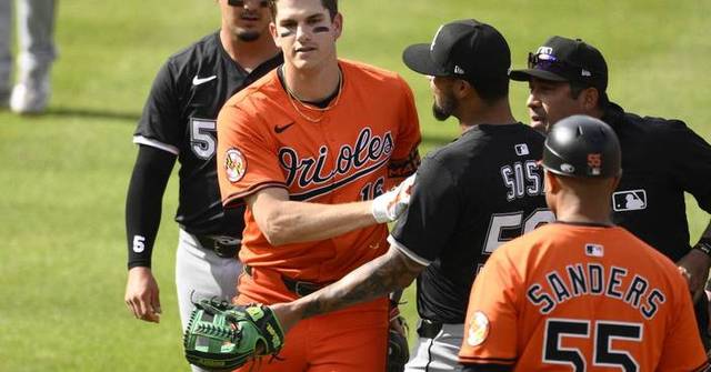 Orioles rookie Coby Mayo gets his first big league RBI and then clears benches vs. White Sox