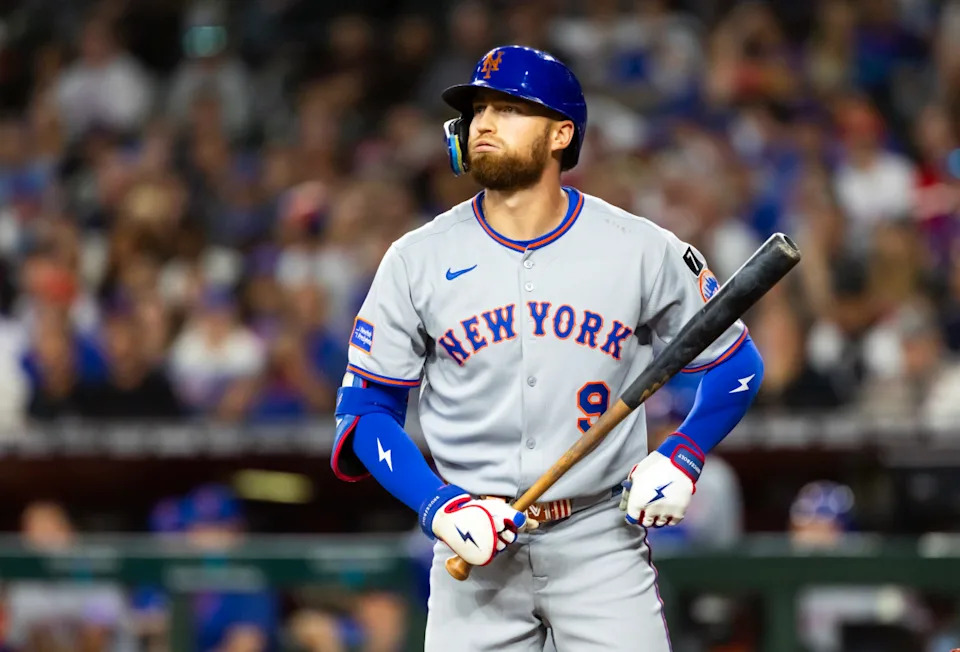 New York Mets outfielder Brandon Nimmo (9)© Mark J. Rebilas-Imagn Images