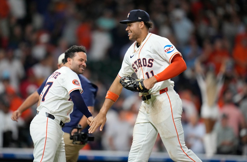 Phillies finally score a run ... but still lose