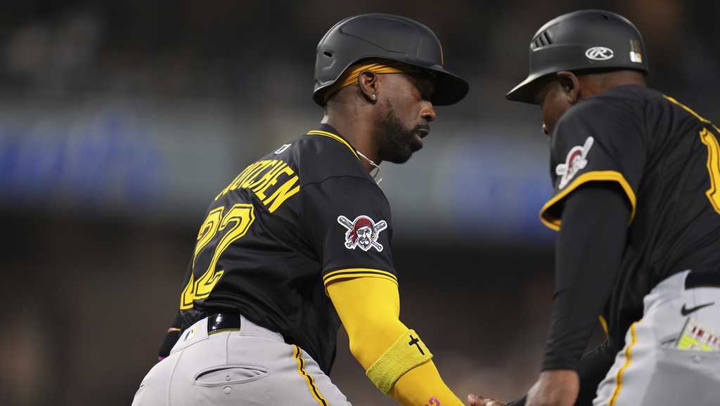 Pirates win behind McCutchen and Falter to snap 10-game losing streak vs. Padres