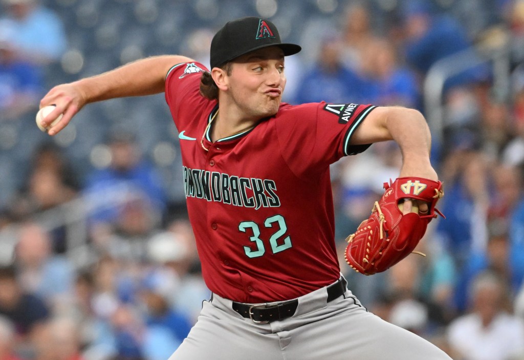Arizona Diamondbacks pitcher Brandon Pfaadt (32) pitching.