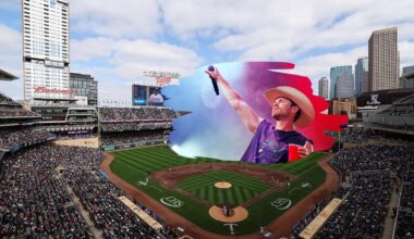 Dustin Lynch Playing After Minnesota Twins Game At Target Field
