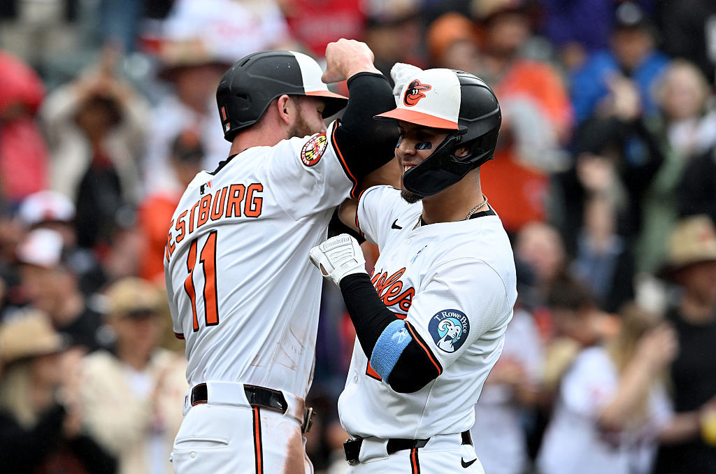 Povich in the 'pen and power at the plate propel Orioles to series sweep (updated)