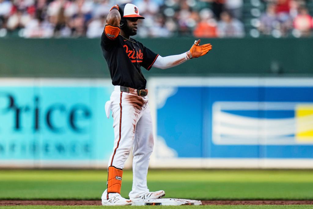 How likely these 10 bubble teams will be MLB trade deadline sellers