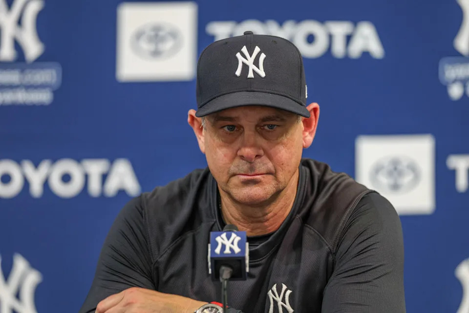 New York Yankees manager Aaron Boone (17)© Nathan Ray Seebeck-Imagn Images