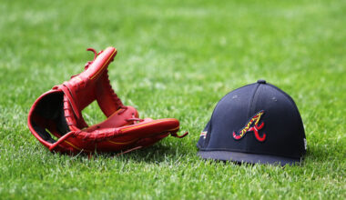 Spencer Schwellenbach Braves hat Ray Kerr Owen Murphy