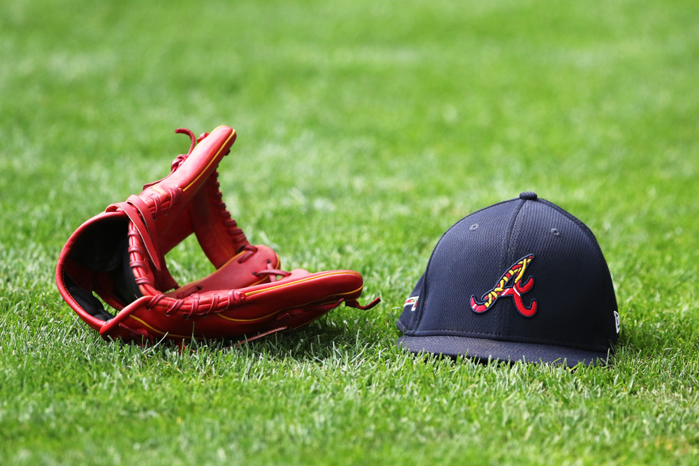 Spencer Schwellenbach Braves hat Ray Kerr Owen Murphy