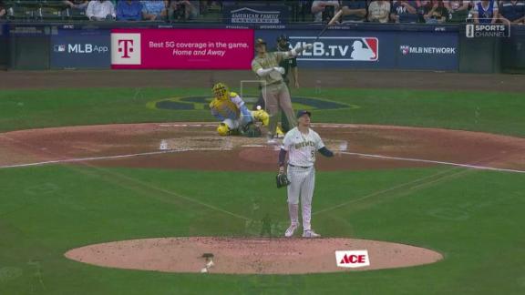 Manny Machado's homer makes the difference as Padres edge Brewers 1-0