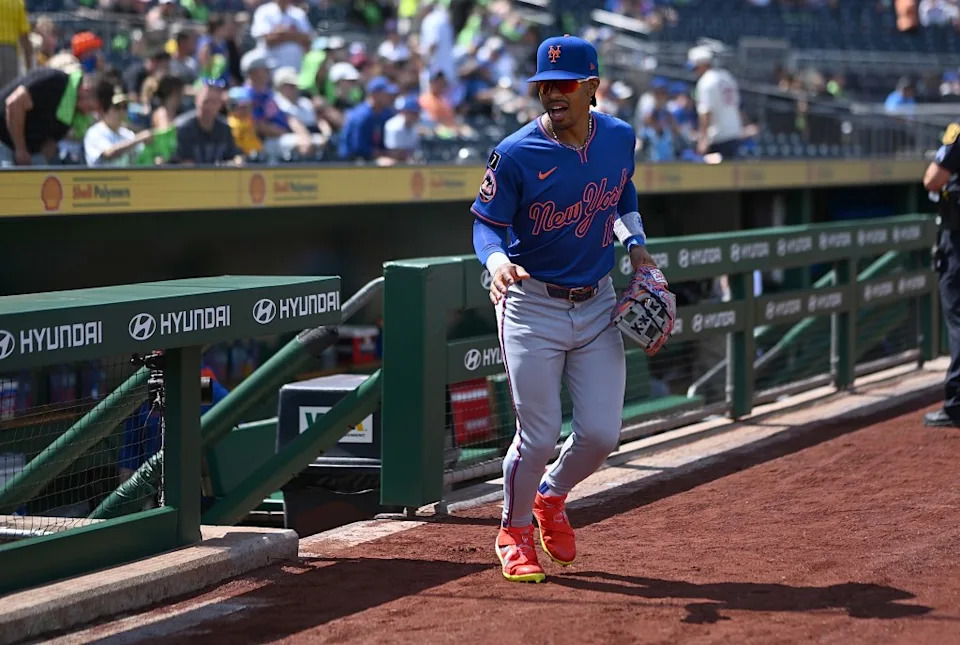 Francisco Lindor looks on during the Mets-Pirates game on June 28, 2025. Getty Images