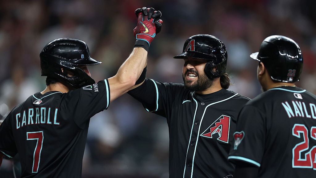 Eugenio Suarez helped the Diamondbacks sweep the Mariners....
