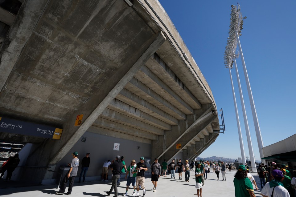 The concourse of the Coliseum highlights how well the structure was being kept