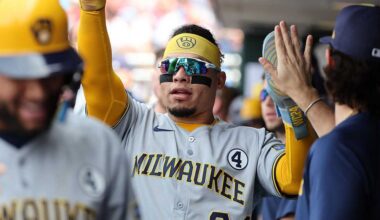 Brewers sweep Phillies, extend winning streak to 7 games