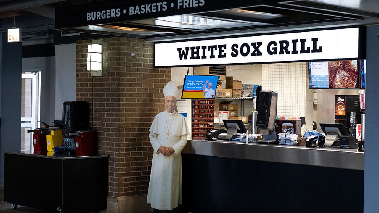 Column: White Sox and Catholicism worlds join hands to celebrate Pope Leo XIV