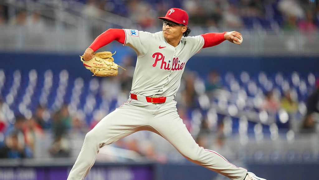 Wagaman, Sánchez HRs power the Marlins to an 8-3 victory that ends Phillies’ 5-game win streak